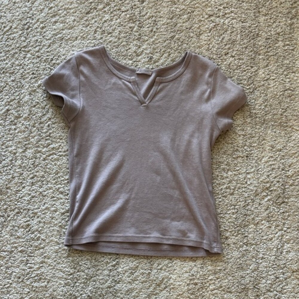 V Notch Top